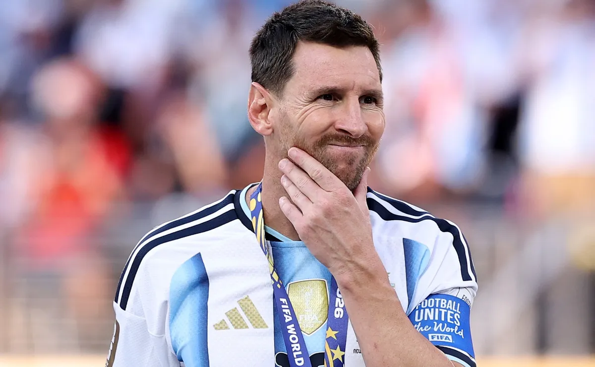 Alexis Mac Allister s Father Clears The Air On Lionel Messi s Speech alexis-mac-allister-s-father-clears-the-air-on-lionel-messi-s-speech