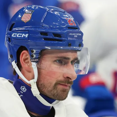 Red Wings reportedly considering important move amid Dylan Larkin trade rumors