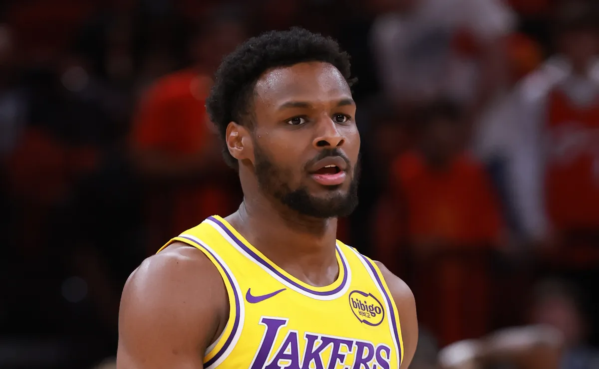 Bronny James Stays Put: No Trade Request to Join LeBron in Philadelphia