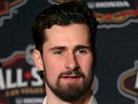Larkin makes Red Wings speculate about his trade list