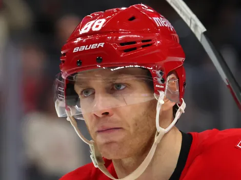 Kane aims to fix biggest Red Wings regret right away with Blackhawks