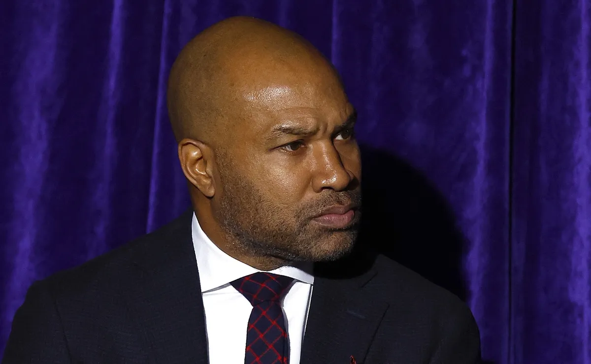 Derek Fisher compares LeBron James’ 76ers move to Kareem Abdul-Jabbar