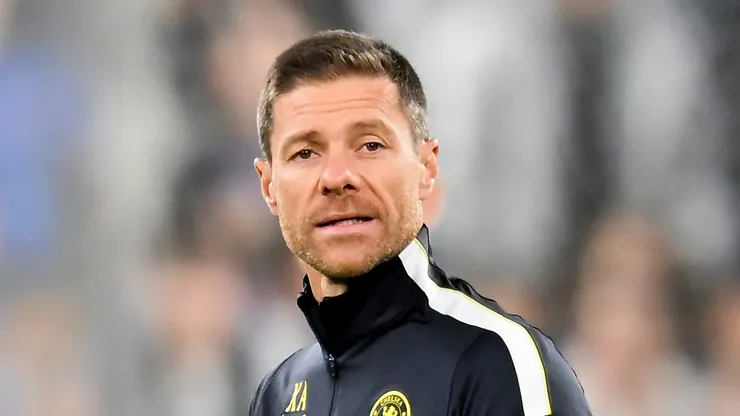Xabi Alonso with Chelsea