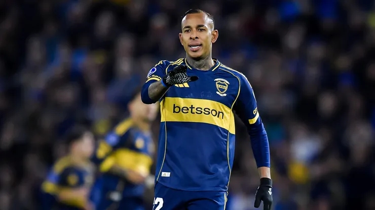 Sebastian Villa of Boca Juniors