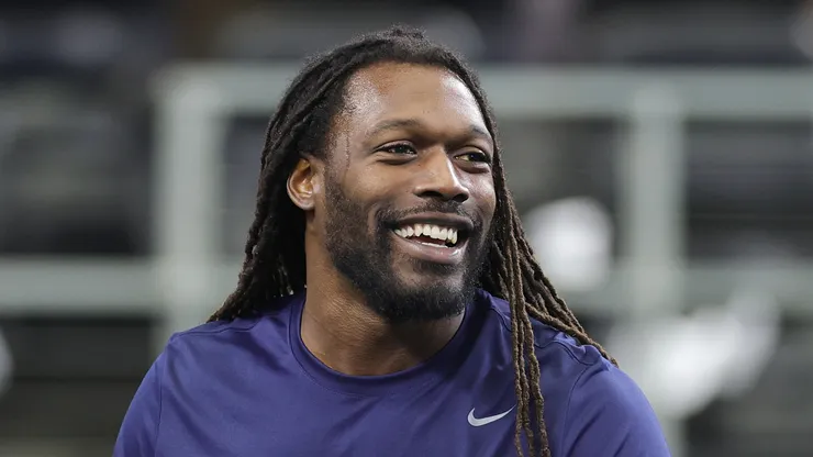 Free agent Jadeveon Clowney
