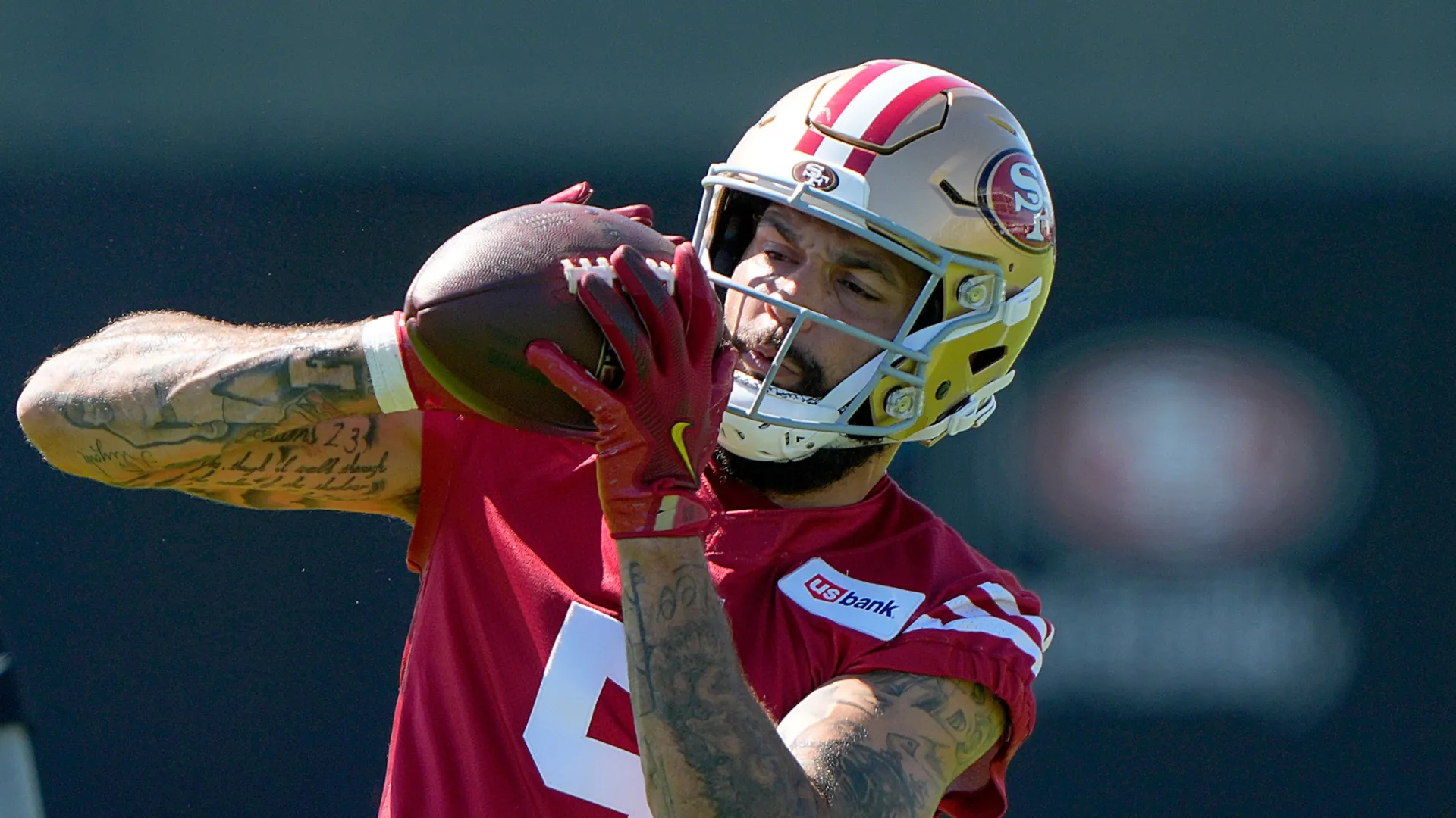 Mike Evans #5 of the San Francisco 49ers