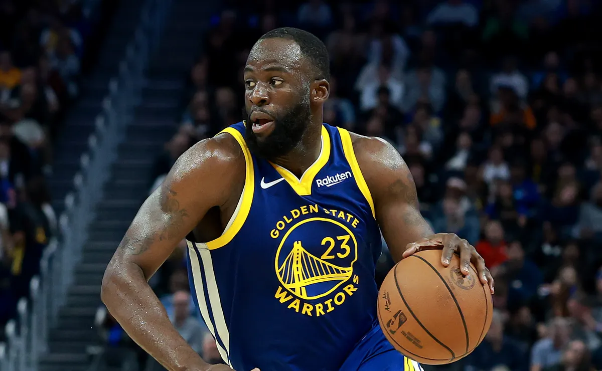 Draymond Green Stays with Warriors: One-Year Deal Worth $27.7 Million
