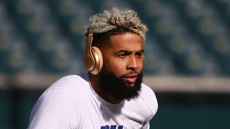 Odell Beckham Jr. warms up before a game with the Giants.