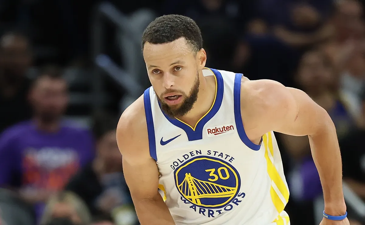 Curry's Arkansas Surprise Wins Moody's Heart
