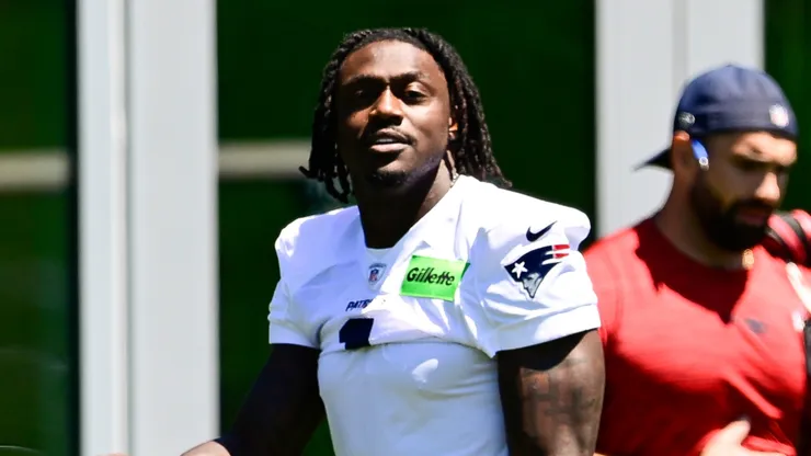 A.J. Brown #1 of the New England Patriots arrives for a minicamp.