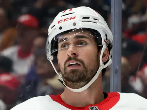 Larkin reportedly staying with Red Wings to start NHL season