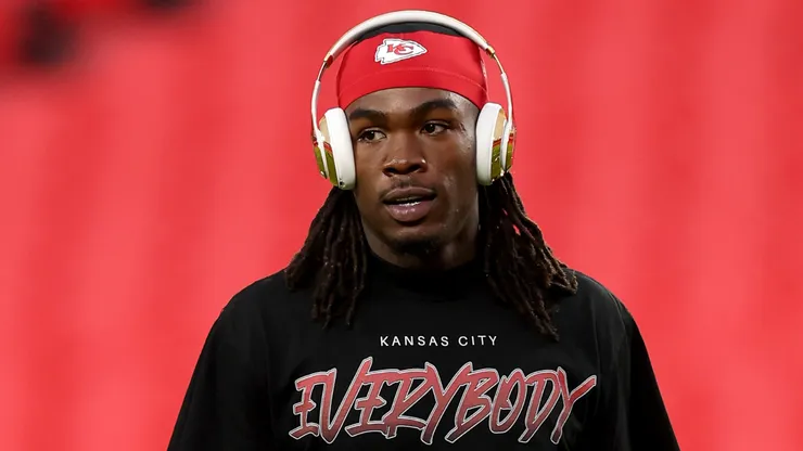 Rashee Rice #4 of the Kansas City Chiefs warms up.