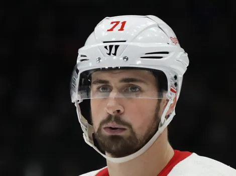 Red Wings put Larkin trade on hold, interim GM has no final say