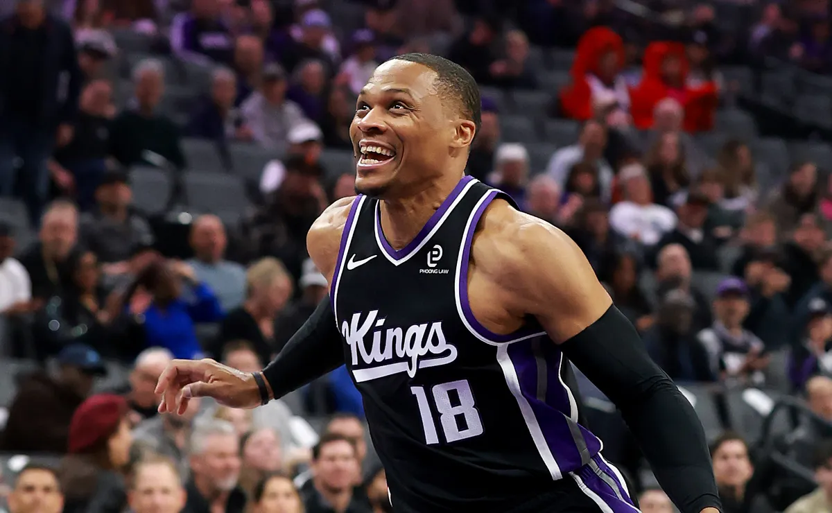 Russell Westbrook 'At Peace' as NBA Free Agent Limbo Continues