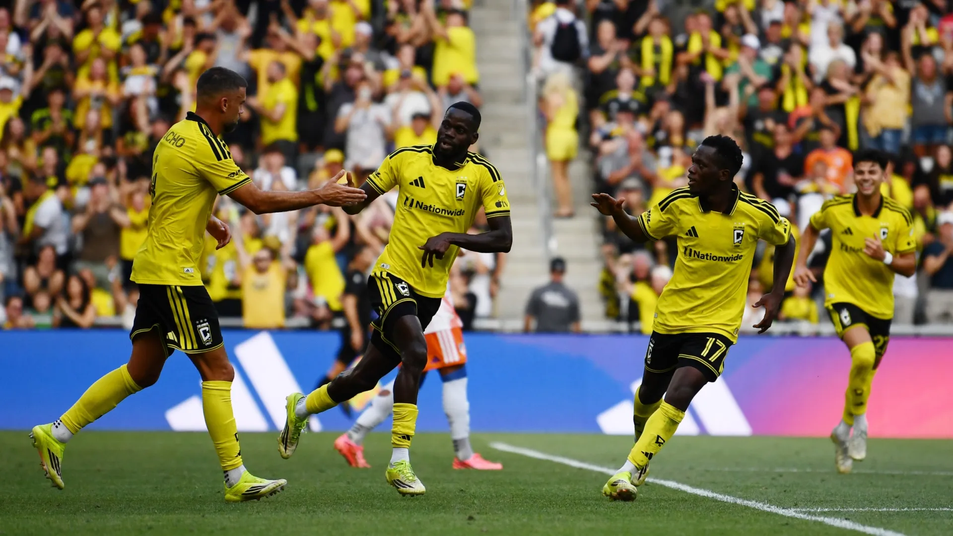 Jamal Thiare #19 of Columbus Crew with his teammates (Source: Tanner Pearson/Getty Images)