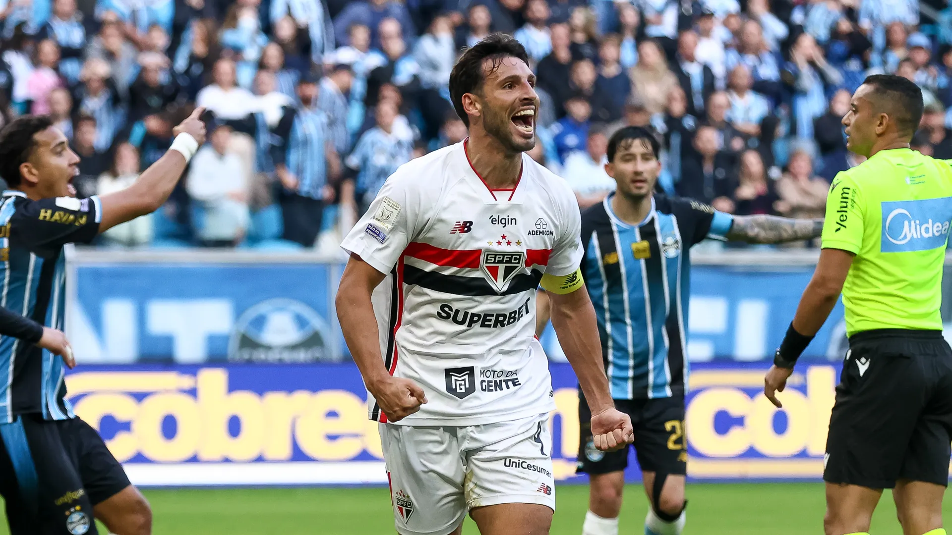 Jonathan Calleri of Sao Paulo.