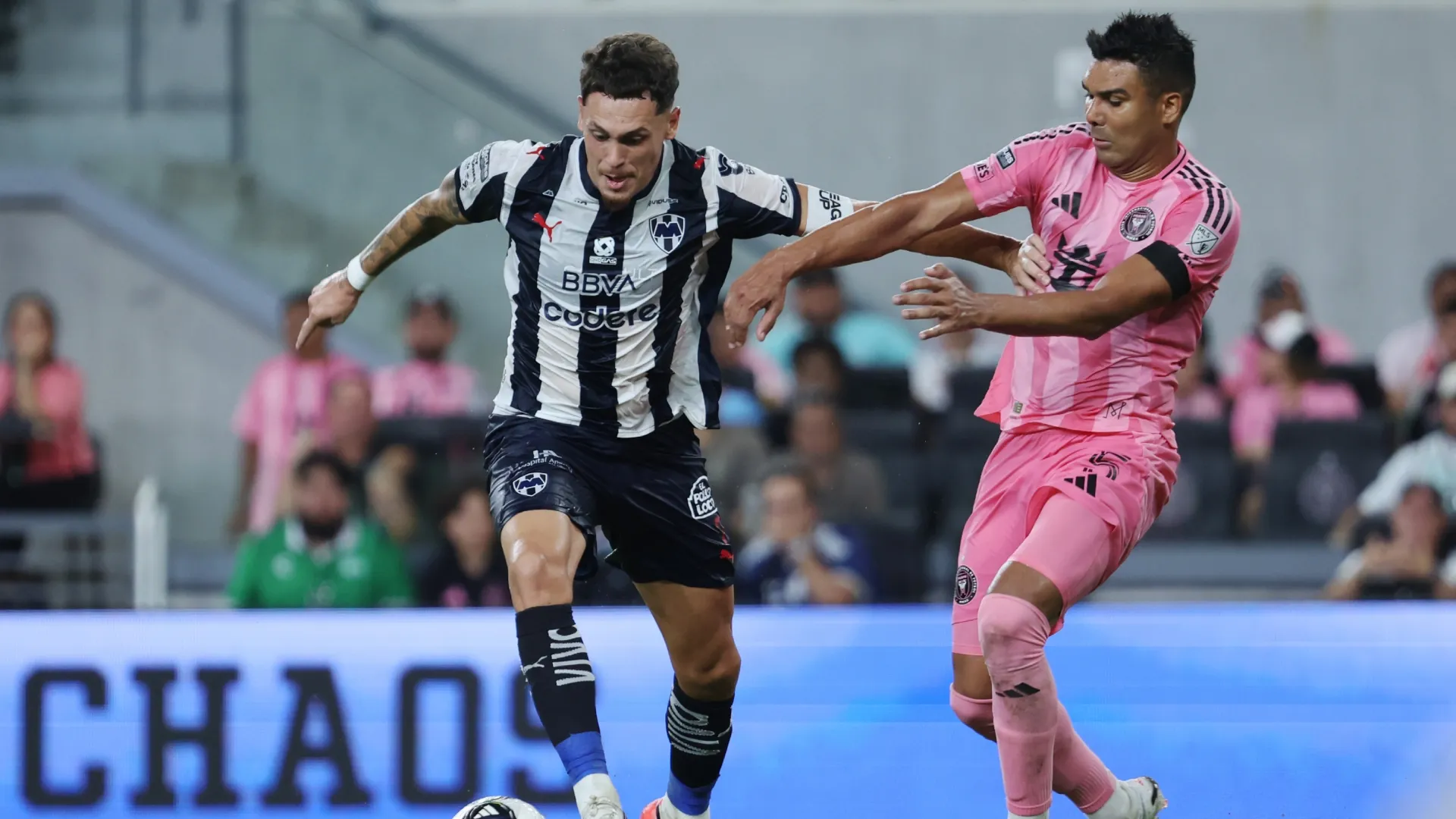 Lucas Ocampos vs Casemiro