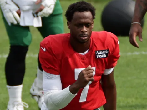Is Geno Smith playing today for Jets vs Bucs?