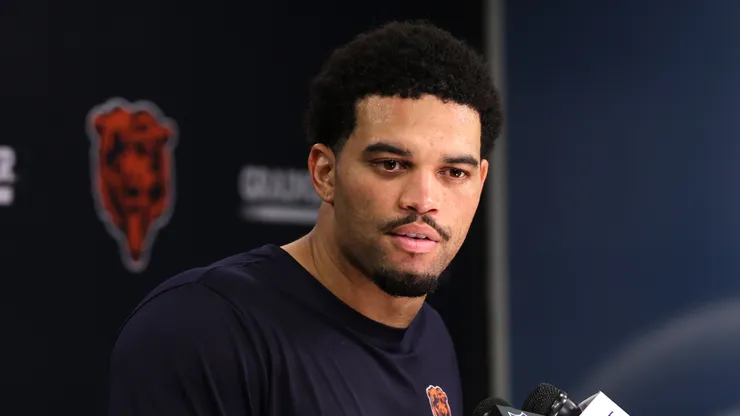 Caleb Williams #18 of the Chicago Bears