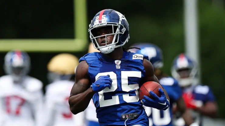 Dante Miller #25 of the New York Giants