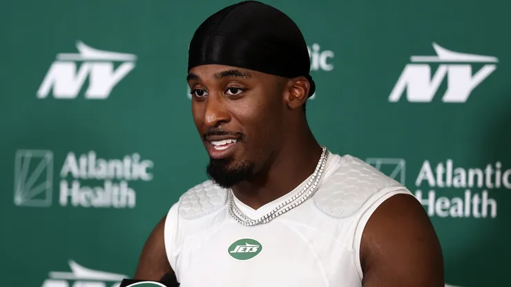 Breece Hall #20 of the New York Jets speaks to the media after a joint practice.