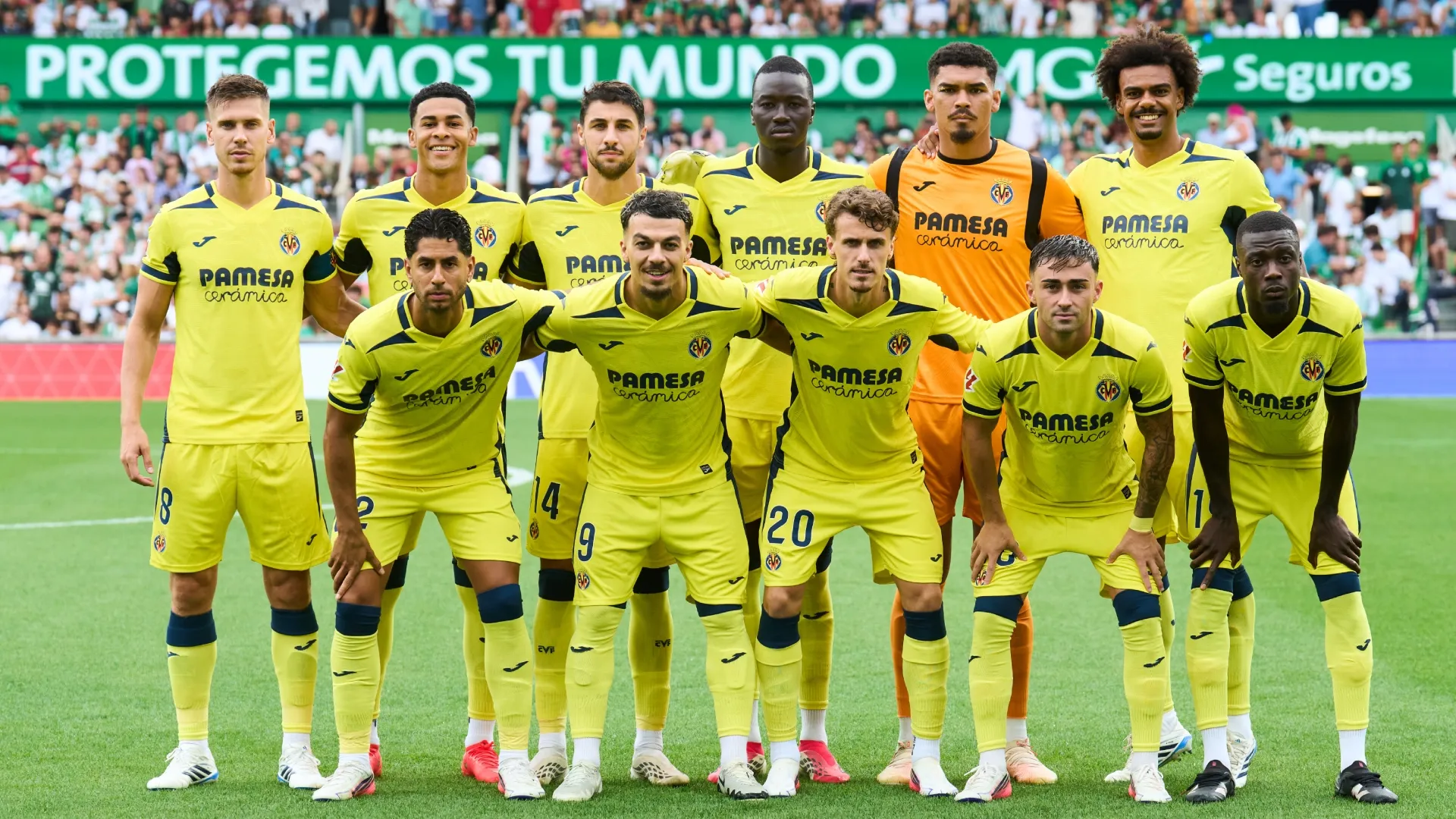 Players of Villarreal during LaLiga EA Sports 2026/27 match (Source: Juan Manuel Serrano Arce/Getty Images)