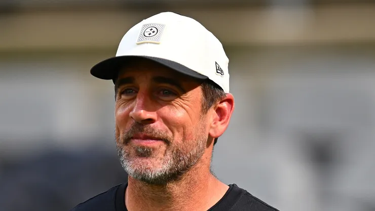 Aaron Rodgers quarterback of the Pittsburgh Steelers