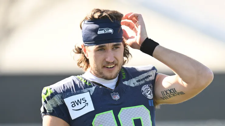 Jake Bobo #19 of the Seattle Seahawks