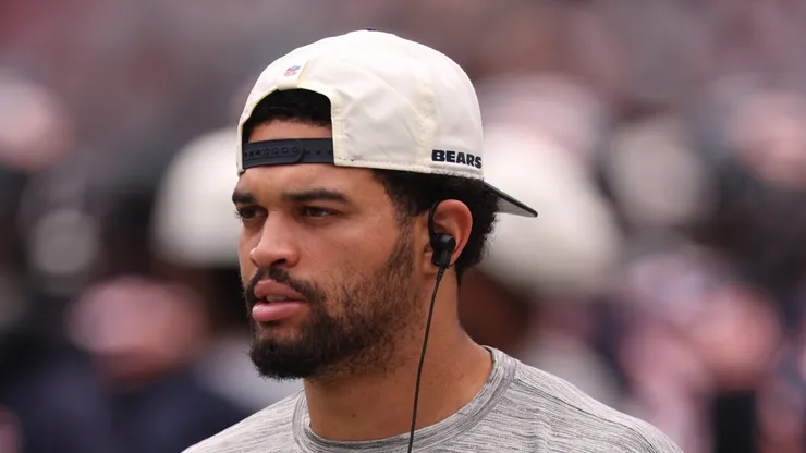 Caleb Williams quarterback of the Bears