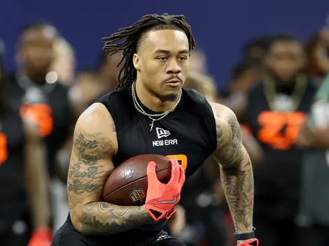 Eagles provide Ja’Quinden Jackson injury update following concerning scene vs Patriots