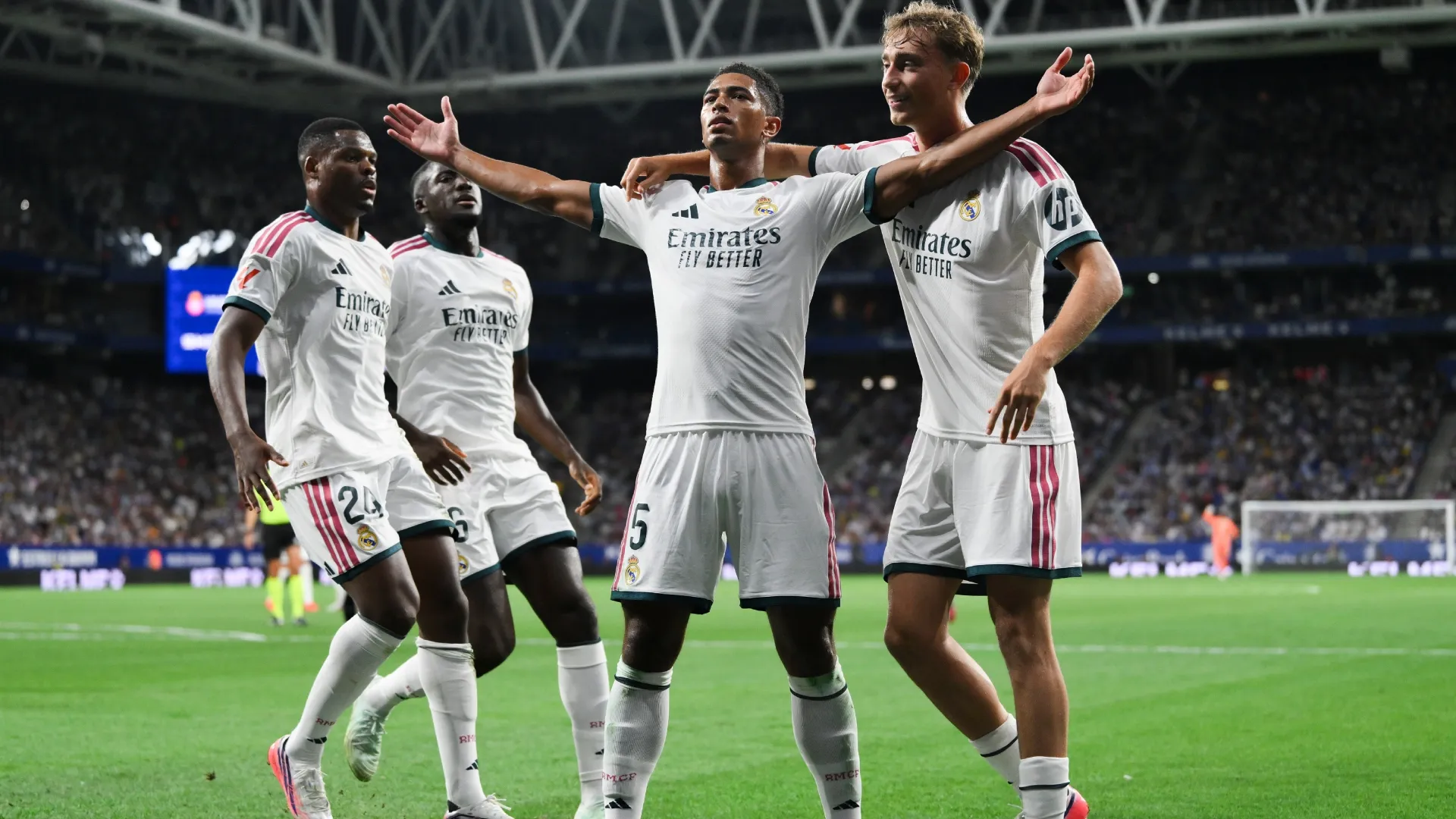 Jude Bellingham with his teammates during the LaLiga EA Sports 2026/27 match (Source: David Ramos/Getty Images)