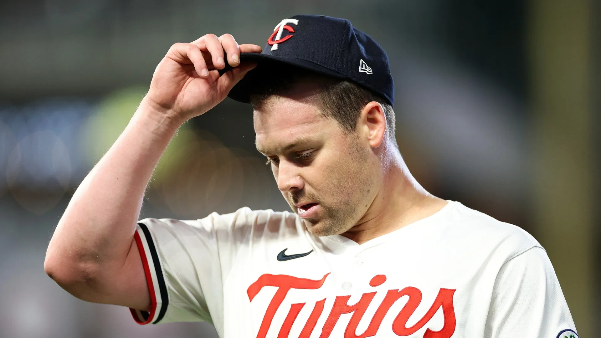 Justin Topa could be on his way back to an MLB bullpen.