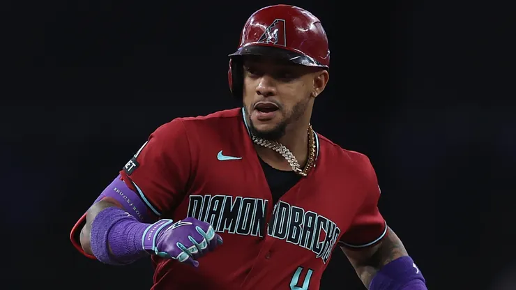 Ketel Marte #4 of the Arizona Diamondbacks rounds the bases.