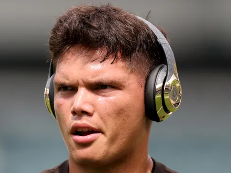 Who are starting QBs for Browns vs Patriots tonight?