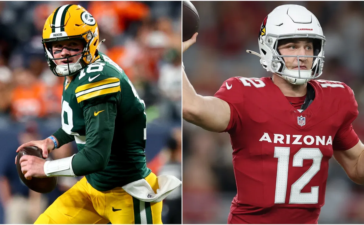 Kyle McCord #18 of the Green Bay Packers and Kedon Slovis #12 of the Arizona Cardinals