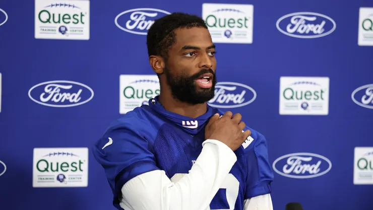 Darius Slayton #18 of the New York Giants