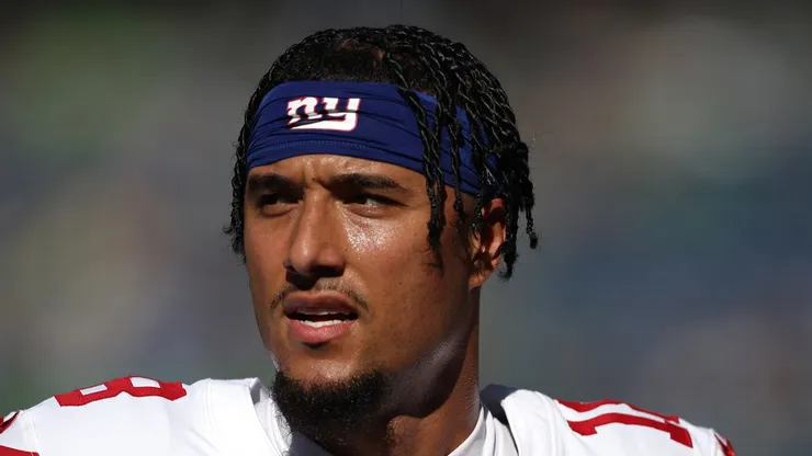 Isaiah Hodgins with the Giants