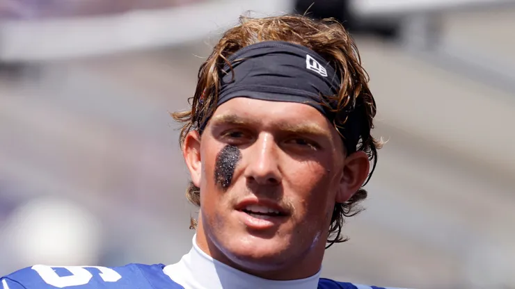 Jaxson Dart #6 of the New York Giants.