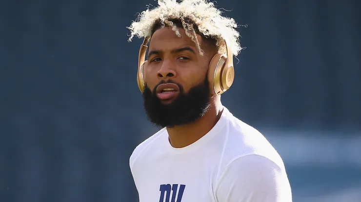Wide receiver Odell Beckham #13 of the New York Giants warms up.