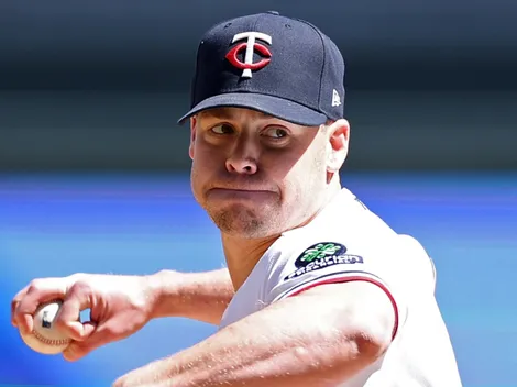 NY Yankees make roster move involving pitcher Justin Topa