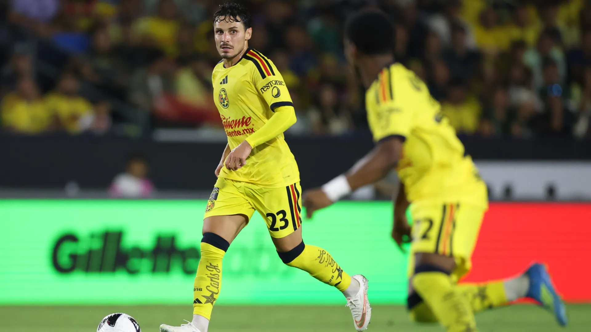 Raphael Veiga #23 and Oscar Perea #22 of Club America (Source: Harry How/Getty Images)
