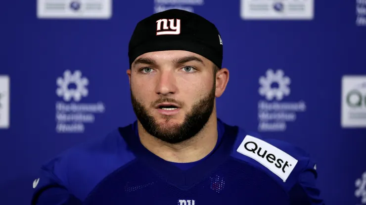 Cam Skattebo #44 of the New York Giants