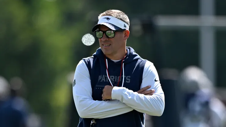 Josh McDaniels, offensive coordinator of NE Patriots.