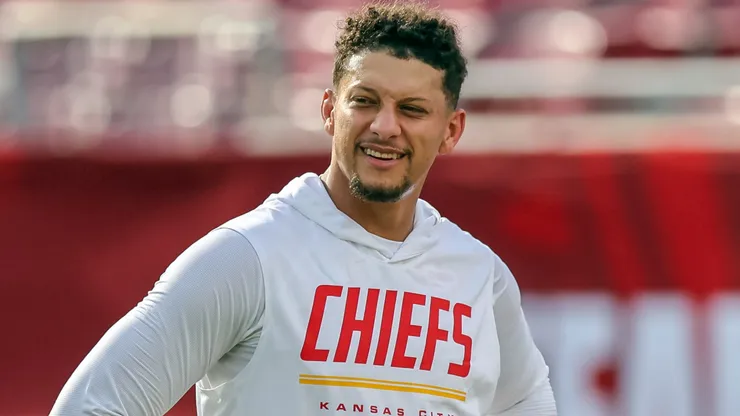 Patrick Mahomes #15 of the Kansas City Chiefs warms up prior to a preseason game.