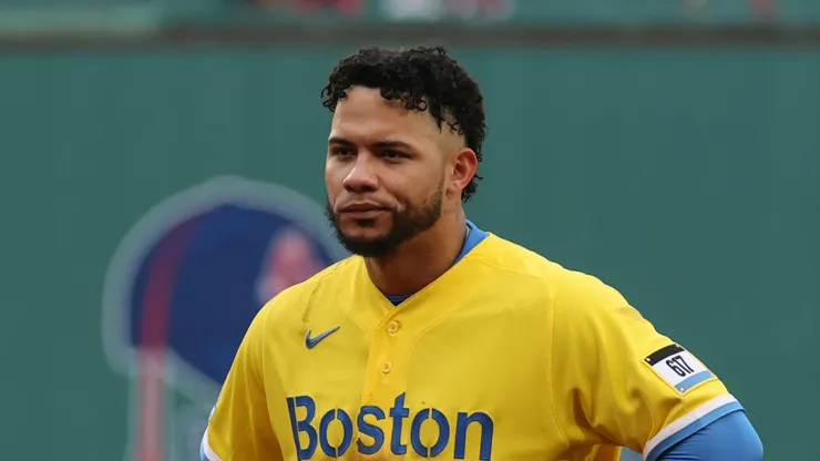 Willson Contreras #40 of the Boston Red Sox at Fenway Park.