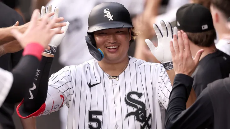 Munetaka Murakami #5 of the Chicago White Sox celebrates.