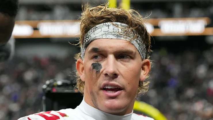 Jaxson Dart #6 of the New York Giants.