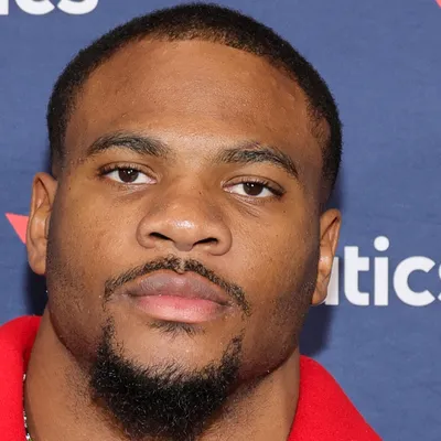 Why isn't Micah Parsons playing for Packers against Vikings?