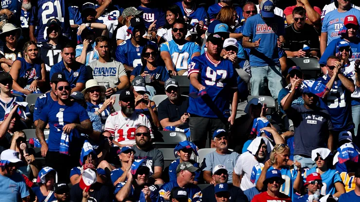 New York Giants fans.