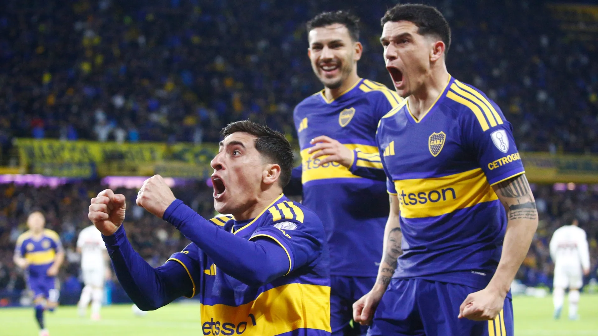 Miguel Merentiel with Leandro Paredes and Lautaro Blanco during the Copa CONMEBOL Sudamericana 2026 Quarter-final (Source: Marcos Brindicci/Getty Images)